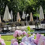 Du Vieux Cedre, Enghien-belgique 4* Enghien
