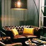 Du Vieux Cedre, Enghien-belgique 4*