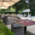 Du Vieux Cedre, Enghien-belgique Hotel