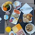 Du Vieux Cedre, Enghien-belgique Hotel 4*