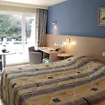 Du Vieux Cedre, Enghien-belgique Hotel Enghien