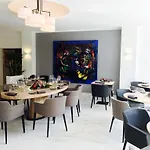 Du Vieux Cedre, Enghien-belgique 4*