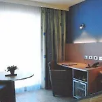 Hotel Du Vieux Cedre, Enghien-belgique 4*