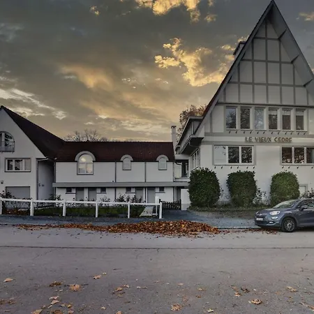 Du Vieux Cedre Hotel 4*
