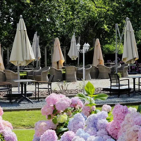 Du Vieux Cedre, Enghien-belgique 4* 昂吉安