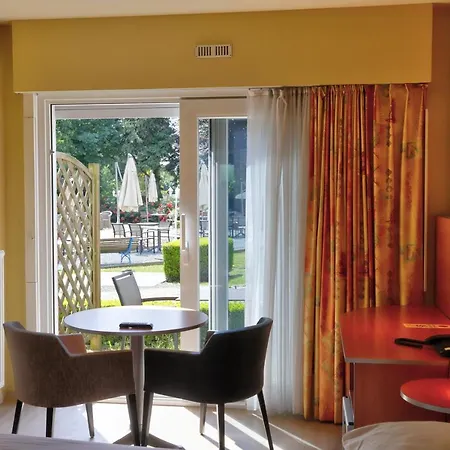 Hotel Du Vieux Cedre