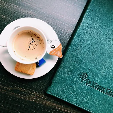 Du Vieux Cedre, Enghien-belgique Otel