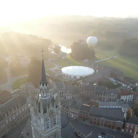 Du Vieux Cedre, Enghien-belgique