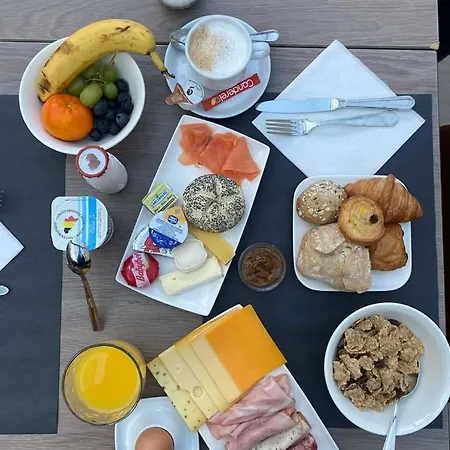 Du Vieux Cedre, Enghien-belgique Ξενοδοχείο 4*