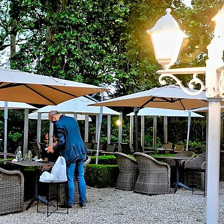 Du Vieux Cedre, Enghien-belgique 4* אנגהיין
