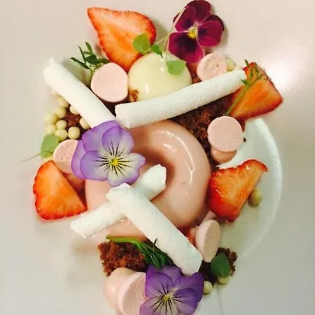 Du Vieux Cedre, Enghien-belgique 酒店 4*