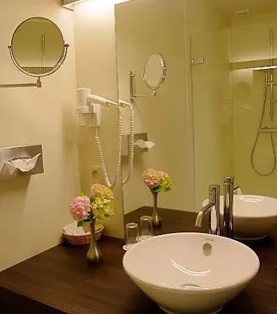 Du Vieux Cedre Hotel 4*