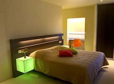 Du Vieux Cedre Hotel Enghien