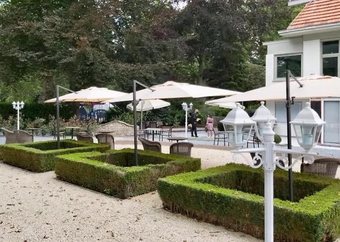 Du Vieux Cedre, Enghien-belgique Hotel Enghien