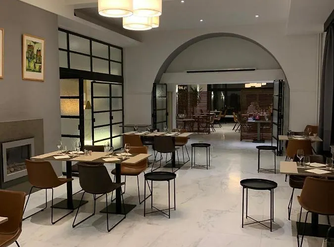 Hotel Du Vieux Cedre, Enghien-belgique