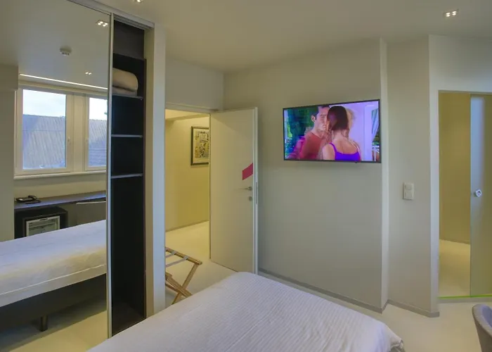 Du Vieux Cedre, Enghien-belgique Hotel 4*