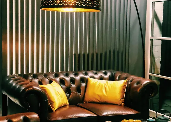 Du Vieux Cedre, Enghien-belgique 4*