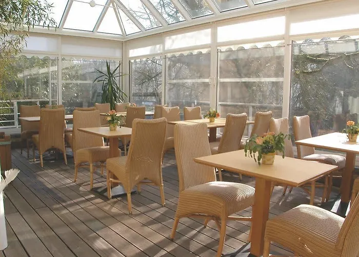 Du Vieux Cedre, Enghien-belgique Hotel Enghien